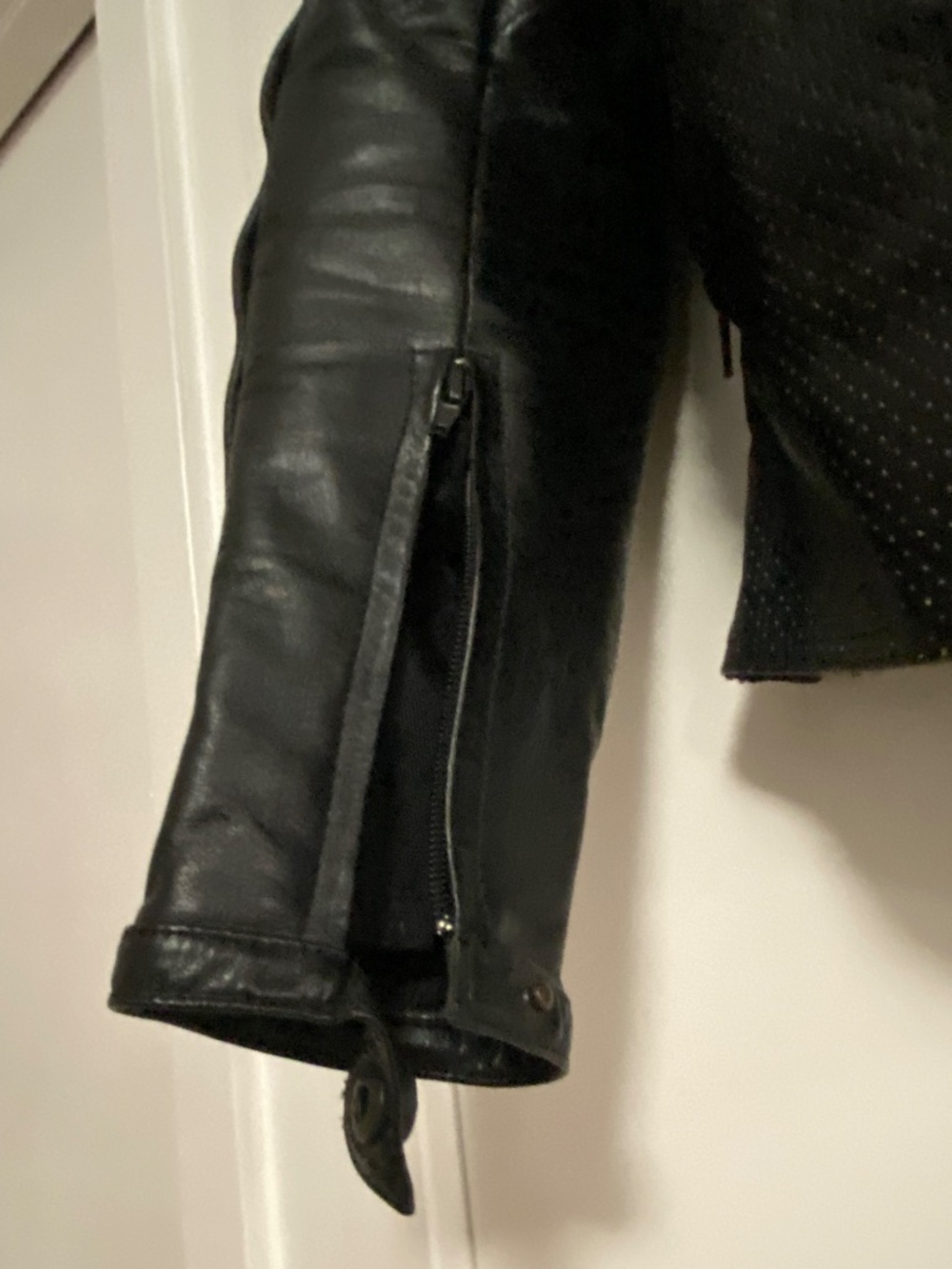 Lady Rider Leather Motorcycle Jacket - Picture 3 of 7